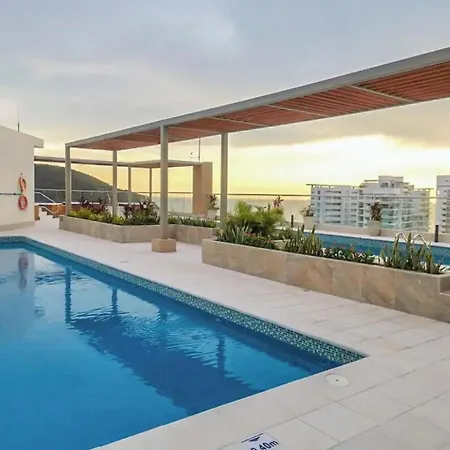 Encantador Apartamento Salguero Suites